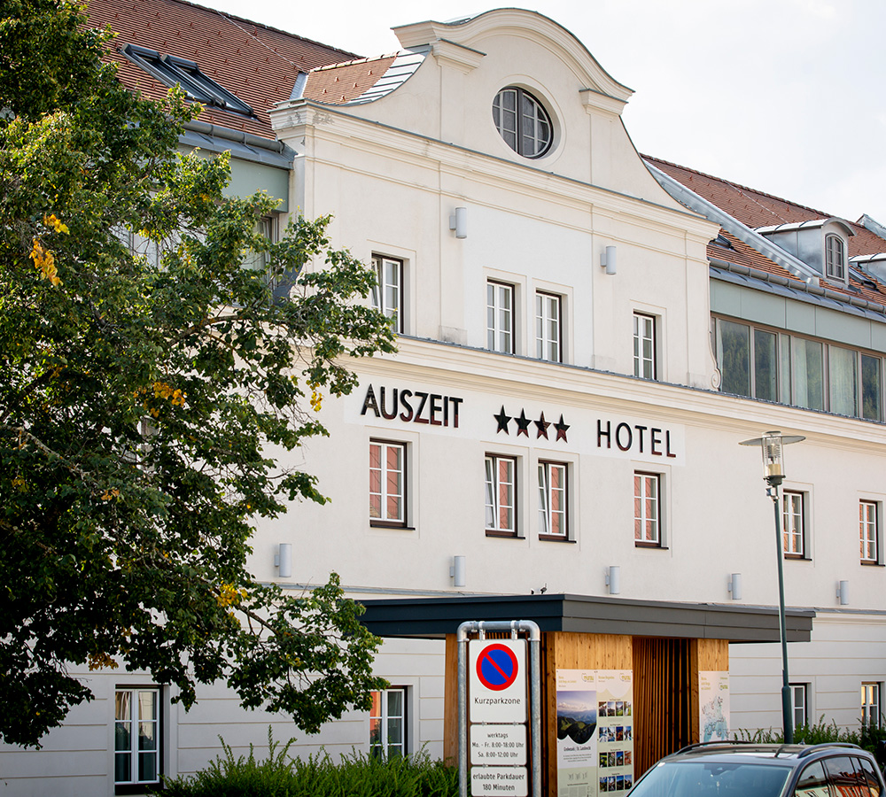 hotel_aussen1